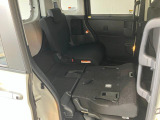 お客様にぴったりなおクルマをお選びいただけますように様々な展示車をご用意致しております!ダイハツの軽自動車だけではなく、他メーカー車やコンパクトカー・ミニバンなども数多く取り揃えております!