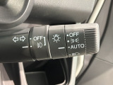 便利なオートライト付です。