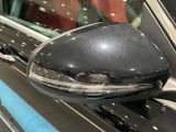 納車前整備は、検査ライン等の施設が充実した当店3階の指定工場で入念に行います。メルセデス・ベンツの定める厳しい基準をクリアしたお車のみをご案内させて頂きます。