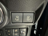 両側電動スライドドアで狭い所でも乗り降り楽々です!