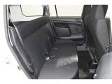 当店は全車『ロングラン保証』付!(1年間、距離無制限 HV車はHV保証付) 別途延長保証もご用意しております♪ ぜひ現車を確認にご来店ください
