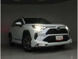 高輝度で点灯速度が速いLEDヘッドライト装備!LEDの明るい光が走行中の視界の確保をサポートして、夜のドライブがより楽しく安全に運転できます♪