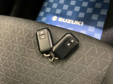 【スマートキー】キーをポケットやカバンに入れたままでもドアの施錠・開錠ができ、雨の日や荷物の多い日に大活躍!