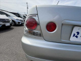 納車整備は法定点検、オイル交換、エレメント交換、ACフィルター交換、前後ワイパー交換を実施しています。