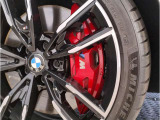 BMW純正アルミホイールです。納車時にはアルミホイールコーティングも承っております!是非ご検討下さいませ。