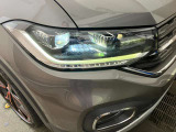 LEDヘッドライトです