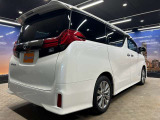 全国登録納車可能です☆ご自宅や勤務先などの指定先までまでお運びしますので遠方の方でも安心。