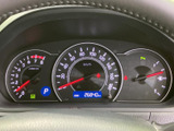 視認性の高いメーターデザイン。速度や燃料残量など、運転に必要な情報をひと目で確認できます。