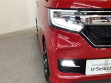 【LEDヘッドライト】ディスチャージヘッドライト(HID)と同等の明るさで、夜道や雨天走行が明るく視界良好!!