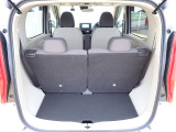 ◆定員乗車時のカーゴルームです。普段のお買い物の荷物やたくさんの収納が可能です。