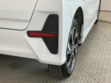 【コーナーセンサー】駐車が苦手な方には特におススメの装備です!搭載されたセンサーで障害物を検知、距離に応じてブザー音で段階的に知らせてくれます♪