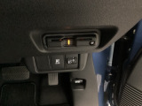 ビルトインタイプの【ETC】で見た目もスッキリ。高速道路の利用にとても便利です。