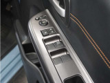 ◆パワーウィンドウスイッチ◆運転席から全席の窓の開閉操作を行うことが出来いつでも換気ができます!