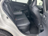 ゆとりある広々とした車内空間は、ドライブを始め買い物やレジャーなど、幅広く活躍します。一人でもみんなとでもお出かけを楽しみましょう!