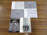 おクルマ取扱説明書&ナビの説明書&メンテナンスノートすべて揃っていますのでご安心です!インテリジェントキー★ドアの施錠開錠はもちろんのこと、エンジン始動もラクに行えます♪