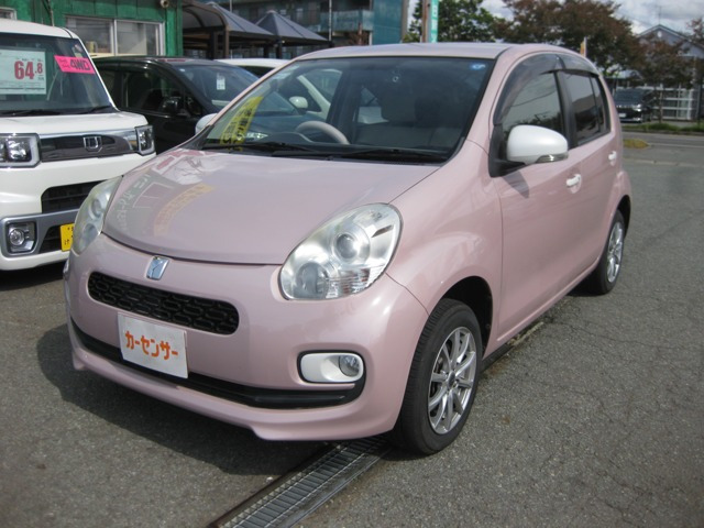 パッソ 1.0 プラスハナ Gパッケージ 4WD