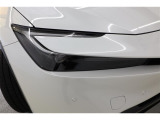 ■LEDライト■ 発光効率が非常に高い為、バッテリーに優しいのが特徴!見た目もシャープでおしゃれと、デザイン面でも人気の高いLEDヘッドライトです!