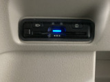 【ETC車載器】もはや必須アイテムのETCを搭載!高速道路のご利用時にとても便利!わずらわしい料金所での現金支払いが不要となりスムーズに通過できます♪