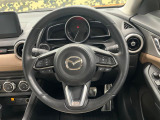 【純正革巻きステアリング】上質な革を使用することで、手にしっかり馴染みとても運転しやすいハンドルです♪