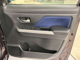 大きく開くドアで乗り降りも楽です。