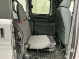 豊富に在庫を取り揃えています。 軽自動車からミニバン、セダン、SUV、話題のハイブリッド車などなど続々入荷中です!