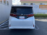 バックモニター搭載車!後方が確認でき、より安心です。駐車が苦手な方にもお勧めです♪