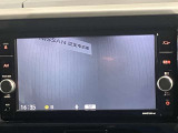 前方のドライブレコ-ダ-の映像がモニタ-に映せますので、もしもの時にすばやく確認が出来ます♪♪