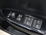 Honda認定中古車ならではの無料保証付き!延長保証も御用意しております。ハイブリッド車両については初度登録から10年目までハイブリッド機構を保証いたします。全国Honda Cars店舗、一律対応!
