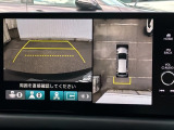 カラービジョンとガイド線で見やすいバックモニターと、全周囲が確認できるマルチビューモニターを装備。