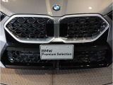 ☆BMWの代名詞とも言える【キドニーグリル】一目見ただけでBMW車であると認識できる確固たるアイコンとして存在感を放ちます☆