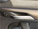 当社BMW認定中古車は全車保証付きでございます。また保証料金や整備費用はお見積書内の諸費用・税金に追加計上する事はございません。認定中古車保証付きのお支払総額でお見積りご依頼の上、他店とお比べください