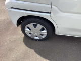 ☆お車についた傷やヘコミ、事故の修理もハヤシにお任せください。自社鈑金工場で修理ができますの安心です☆
