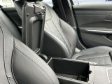 国道1号線に沿い横浜市営地下鉄「三ッ沢上町駅」から徒歩約10分。 BMW Premium Selection 横浜三ッ沢店 / 〒240-0062神奈川県横浜市保土ヶ谷区岡沢町322-3 / TEL:045-612-8488