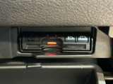 ETC車載器付。ETCが使用可能な道路通行料はキャッシュレスでスマートに走行できます。再セットアップして納車致します。