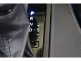 MTモード(シーケンシャルシフト)を装備しています。CVT車でありながら、マニュアル感覚のシフトチェンジが可能です。ドライバーの変速操作に応えたアクティブな走りが楽しめます。