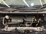 エンジンルームもクリーニング済みできれいですよ。日産の整備士がしっかりと丁寧に点検していますので安心してお乗りいただけます