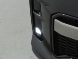 LEDフロントフォグランプを装備しております。