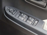 パワーウインドウを装備しております!後席ウインドゥの閉め忘れも運転席で解決できます♪