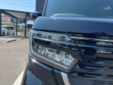 暗い道でも明るいライトでサクサク運転できますよ!