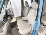 ☆車内の隅々まで徹底クリーニング!目に見えない汚れも落とします!除菌ウイルス除去・消臭でお子様にも安心!