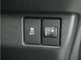 ◆VSA◆横滑り防止装置が装備されています。コーナーリング時の横すべりを抑える機能と、車両の急激な挙動変化を抑える機能で、安定した走行を実現しています。運転に安心とゆとりが出来ます。