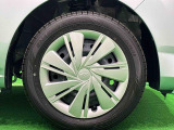 おしゃれは足元から♪純正14インチフルホイールキャップ☆安心のフロントディスクブレーキ。