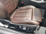 BMWプレミアムセレクション前橋では、高年式低走行モデルからMモデル、年式が経ちなかなかディーラーでは見かけないモデルまで幅広いラインナップで認定中古車を取り扱っております。品質に自信があります。