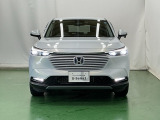 LEDヘッドライトを装備しています。LEDヘッドライトはとても明るく、雨の日や夜間走行も安全・安心です。オートライトコントロール付きで周囲の明るさに応じて自動で点灯・消灯します