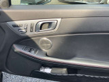 当社の車両は検査員による厳格な検査を行います!機関系はもちろん、骨格部位修復歴や外板パネルの交換歴・板金塗装歴などを十分に確認した上で、基準に達した車両のみを取り扱います!!