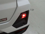 LEDリヤフォグランプを装備しております。