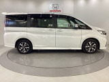 購入後も自社指定整備工場完備でお客様の愛車をしっかりサポート致します!御納車時には安全かつ安心してお乗り頂けるようホンダ専門知識を持つ整備スタッフが点検・整備・装備も説明をしてお渡ししております。