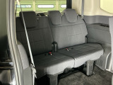 1列目から3列目まで広々大空間です。3列目シートは荷物が多い時や不要な時はアレンジして荷室として使用することが可能で便利に使えます