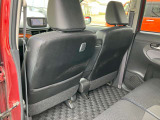 助手席背面ポケット 荷物フック
