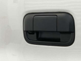 【バックカメラ】駐車時、後方の安全確認に役立ちます。